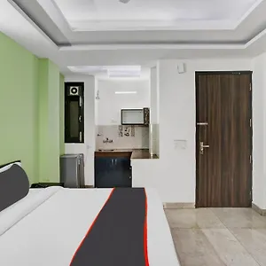 Hotel Collection O Birdhouse Residency Near Aravali Biodiversity Park ***