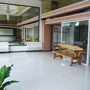 Hotel Uno **